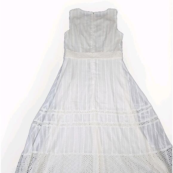 Neiman Marcus Crochet Embroidered Maxi Dress Tiered Boho Cottage White Beach 10 - Picture 15 of 16